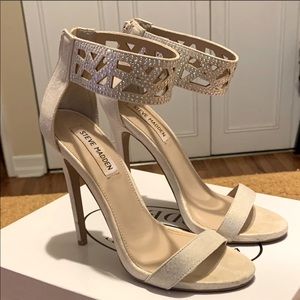 Steve Madden Champagne Gold Ankle Cuff Heels 7.5